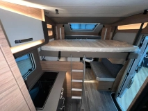                         Weinsberg CaraSuite 650 MF Ford Automat 5 os. 3.5t Wersja Zimowa - zdjęcie 5
                        