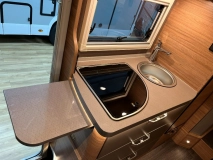                         Weinsberg Mercedes CaraSuite 640 MED Automat 4 os. 3.5t  Full Opcja  - zdjęcie 6
                        