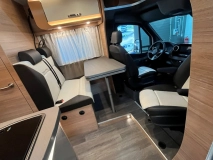                         Weinsberg Mercedes CaraSuite 640 MED Automat 4 os. 3.5t  Full Opcja  - zdjęcie 4
                        