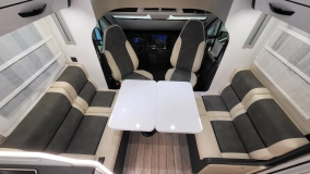                         2026 McLouis MC4 381 - 4 osobowa półintegra / Automat / 745 cm / Face2Face / Łóżko Królewskie / Zimowy / Aktywny tempomat  - zdjęcie 11
                        