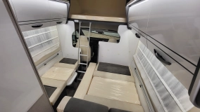                         2026 McLouis Glamys 322 - 7-osobowa alkowa / Automat / 699 cm / Nowy - zdjęcie 18
                        