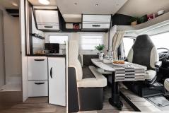                         2026 McLouis MC4 379 - 5 osobowa półintegra / Łóżko królewskie / Ford Transit / NOWY  - zdjęcie 3
                        