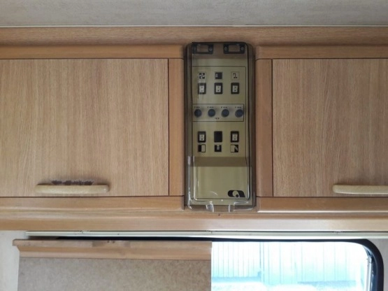                         Adria 4052 TE - zdjęcie 3
                        