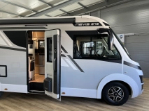                         2026 McLouis NEVIS 879 - 5 osobowy / 2.2 180 KM Automat / Łóżka wzdłużne / Najbogatsza wersja - zdjęcie 8
                        