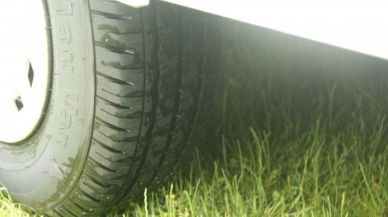                         Przyczepa kempingowa 2-3 osobo po remoncie - mover, 2 przedsionki, markiza, tv, wbudowany zbiornik - zdjęcie 15
                        