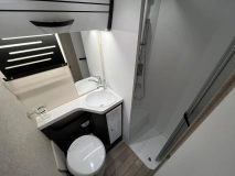                         2026 McLouis MC4 360 - 5 osobowy / 699 cm / Łóżko poprzeczne / Nowy - zdjęcie 20
                        