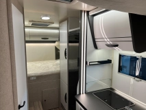                         2026 McLouis MC4 360 - 5 osobowy / 699 cm / Łóżko poprzeczne / Nowy - zdjęcie 11
                        