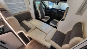                         2026 McLouis MC4 379 - 5 osobowa półintegra / Łóżko królewskie / Ford Transit / NOWY  - zdjęcie 19
                        