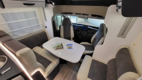                         2026 McLouis MC4 379 - 5 osobowa półintegra / Łóżko królewskie / Ford Transit / NOWY  - zdjęcie 8
                        