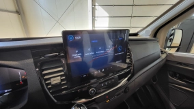                         2026 McLouis MC4 379 - 5 osobowa półintegra / Łóżko królewskie / Ford Transit / NOWY  - zdjęcie 10
                        