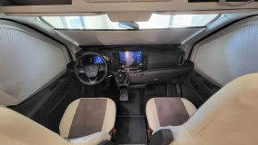                         2026 McLouis MC4 379 - 5 osobowa półintegra / Łóżko królewskie / Ford Transit / NOWY  - zdjęcie 6
                        