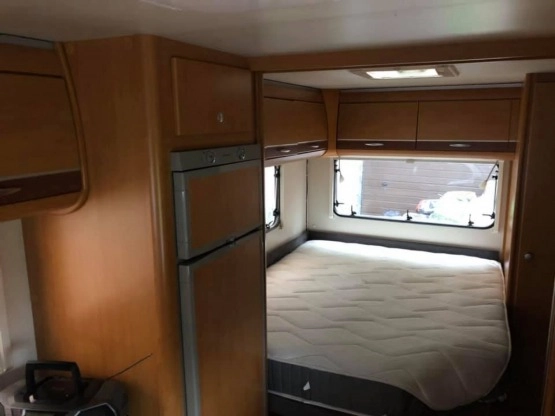                         Sprzedam przyczepkę z 2006 r. Dethleffs 595 - zdjęcie 6
                        