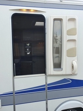                         Przyczepa Hobby 560 FT - zdjęcie 21
                        