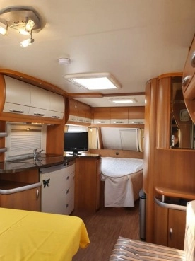                         Przyczepa Hobby 560 FT - zdjęcie 2
                        