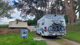                         Kamper Hobby 650 / Peugot boxer 2.5TD - zdjęcie 4
                        