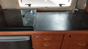                         Kamper Hobby 650 / Peugot boxer 2.5TD - zdjęcie 7
                        