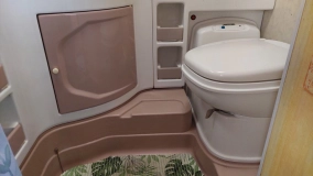                         Kamper Hobby 650 / Peugot boxer 2.5TD - zdjęcie 16
                        