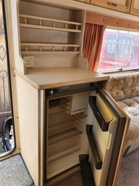                         Piękna angielka Abi Award Dawnstar - zdjęcie 11
                        