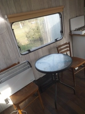                         Sprzedam przyczepę kempingową Ranger 510/4 - zdjęcie 4
                        