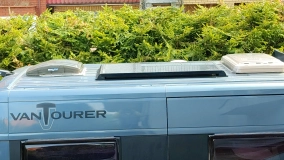                         Kamper Citroen VanTourer - zdjęcie 9
                        