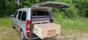                         Sprzedam Mercedes Citan osobowy z zabudową Kamperbox . - zdjęcie 1
                        