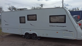                         Przyczepa kempingowa Fleetwood Heritage 640i 2011 klimatyzacja mover - zdjęcie 1
                        