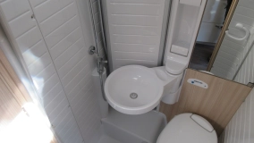                         2017 Burstner Nexxo time T690G - zdjęcie 6
                        