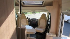                         2017 Burstner Nexxo time T690G - zdjęcie 4
                        