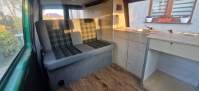                         Sprzedam Volkswagen T4, - 2,4 d, 1994 z zabudową kamperową. - zdjęcie 7
                        
