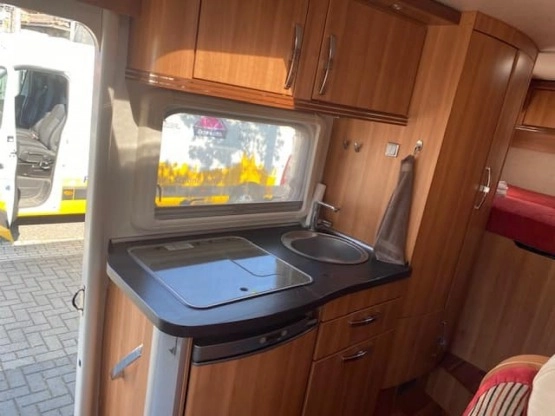                         Hymer B514 CL - zdjęcie 9
                        