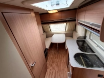                         KNAUS SPORT STYLE 400 LK/2014r./piętrowe łóżka/klima/mover/akumulator 12V/przedsionek - zdjęcie 20
                        