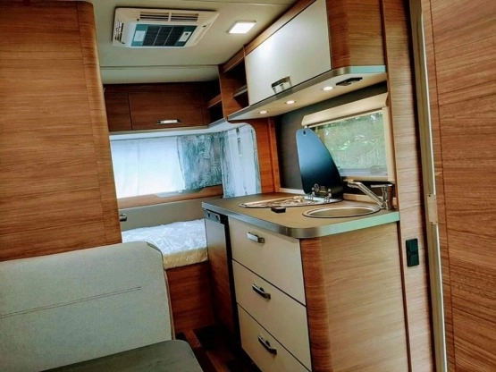                         Przyczepa kempingowa Weinsberg - zdjęcie 13
                        