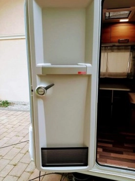                         Przyczepa kempingowa Weinsberg - zdjęcie 21
                        