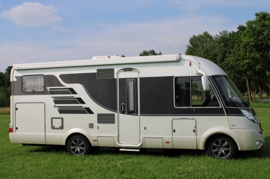                         Fiat Ducato/ Hymer Mobil B-klasse 694 SL Limited - zdjęcie 1
                        