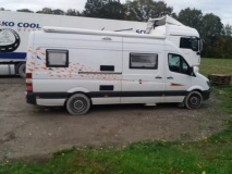                         Sprzedam kampera Mercedes - zdjęcie 11
                        