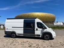                         Fiat Ducato Knaus KamperVan - zdjęcie 23
                        