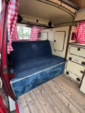                         Klasyczny Volkswagen T3 Kamper (1980) - zdjęcie 5
                        