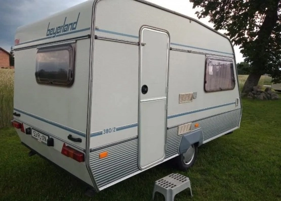                         Beyerland Vitesse 389/2 - zdjęcie 18
                        