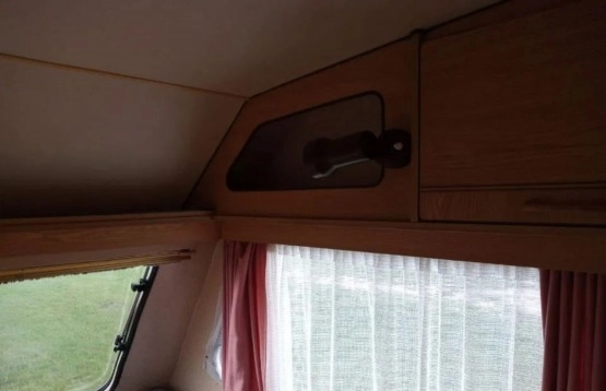                         Beyerland Vitesse 389/2 - zdjęcie 21
                        