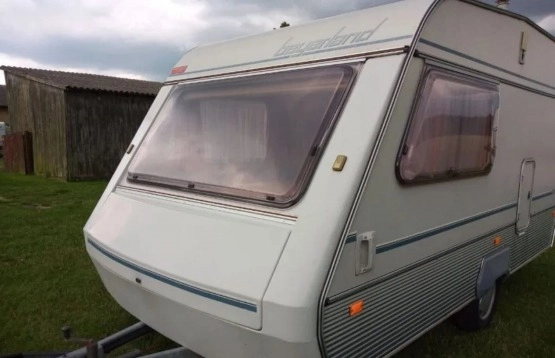                         Beyerland Vitesse 389/2 - zdjęcie 3
                        