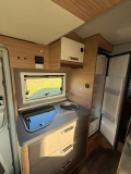                         Mercedes Benz Kamper Weinsberg CaraCompact Suite MB 640 Meg Edition - zdjęcie 2
                        