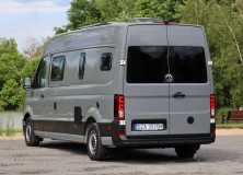                         Nowoczesny kamper na bazie VW Crafter H2L4 - zdjęcie 12
                        