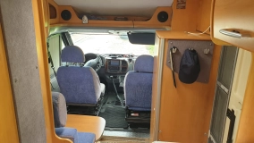                         Kamper półintegra Ford Hymer Van 522 2.0 Tdci 05' 125 KM bezwypadkowy - zdjęcie 3
                        