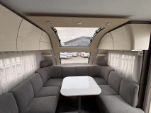                         Adria Alpina 357 UP zimowa - zdjęcie 3
                        