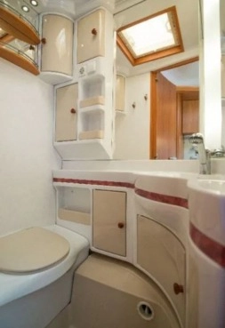                         Przyczepa Hobby 540 - zdjęcie 15
                        