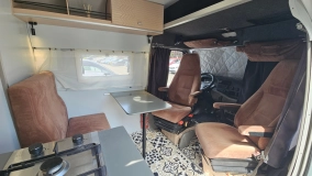                         Legendarny VW LT35 od PodróżoVanie - zdjęcie 3
                        