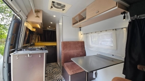                         Legendarny VW LT35 od PodróżoVanie - zdjęcie 13
                        