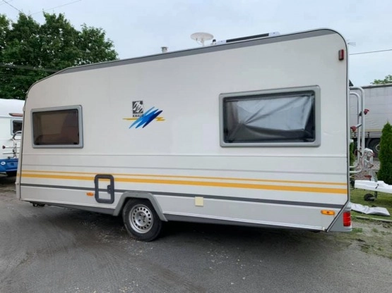                         Knaus 450 1997 r., DMC 1200 kg - zdjęcie 10
                        