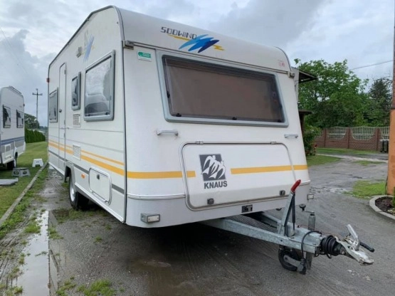                         Knaus 450 1997 r., DMC 1200 kg - zdjęcie 27
                        