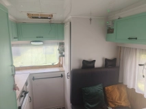                         Ford Transit MK2 zadbany kamper vintage - zdjęcie 9
                        